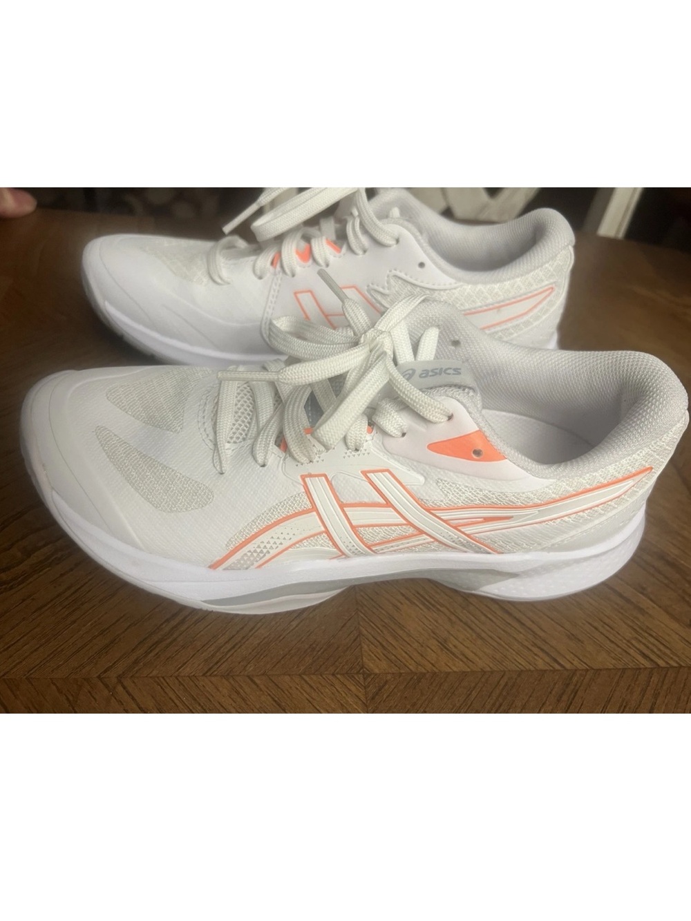 Asics Women Gel-Tactic - Size US 6.5 Women - Barely Worn - Excellent Condition!